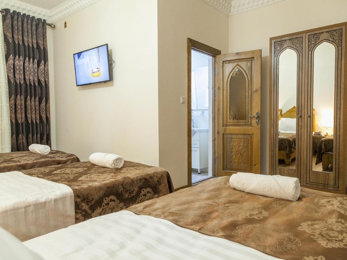 Royal Bukhara Hotel Exteriör bild