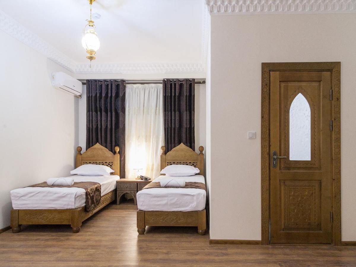 Royal Bukhara Hotel Exteriör bild
